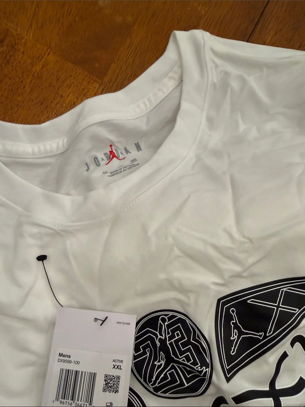 Jordan White Short Sleeve Logo Graphic Tee in Black Prints xxl